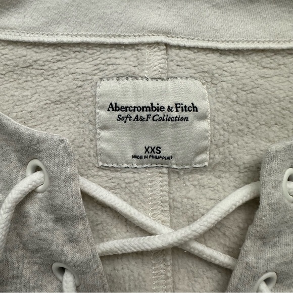 A&F Light Gray Soft Lace Up Front Cropped Long Sleeve Pullover Crew Sweatshirt - Picture 2 of 7